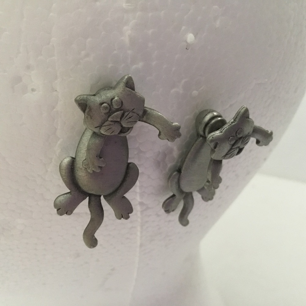 Cat earrings Pewter Two piece. 1.5” long